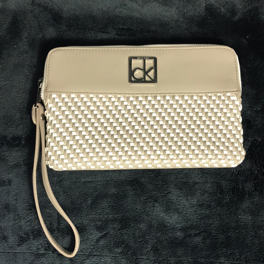 Calvin Klein woven Leather Wristlet